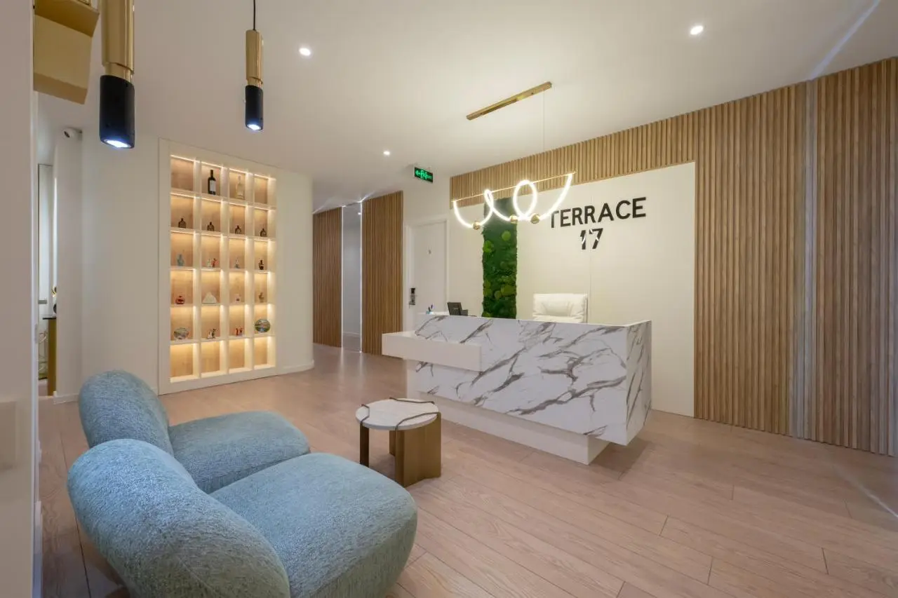 Terrace 17 by Doors