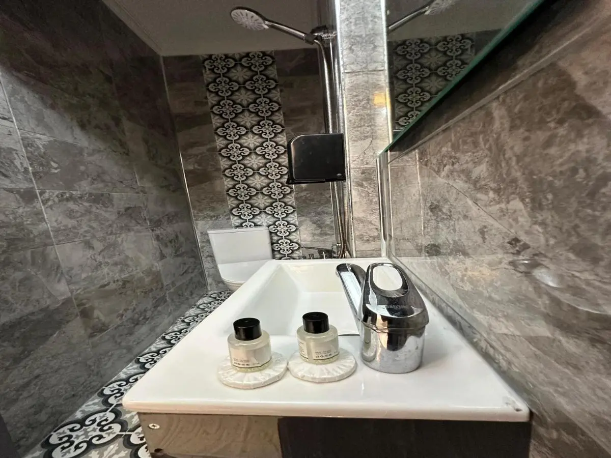 Kosova Hotel