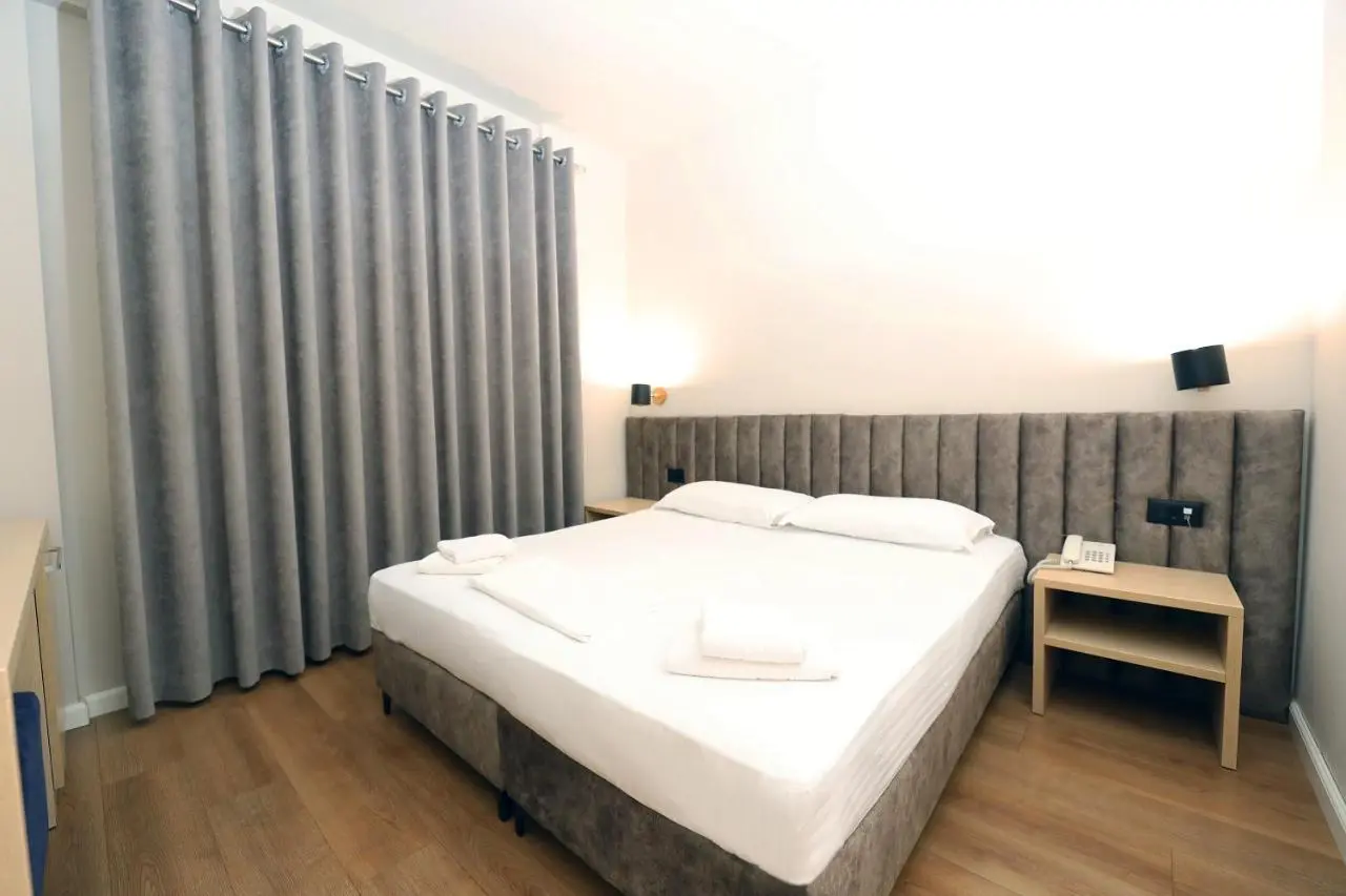 HOTEL LIBERTAS