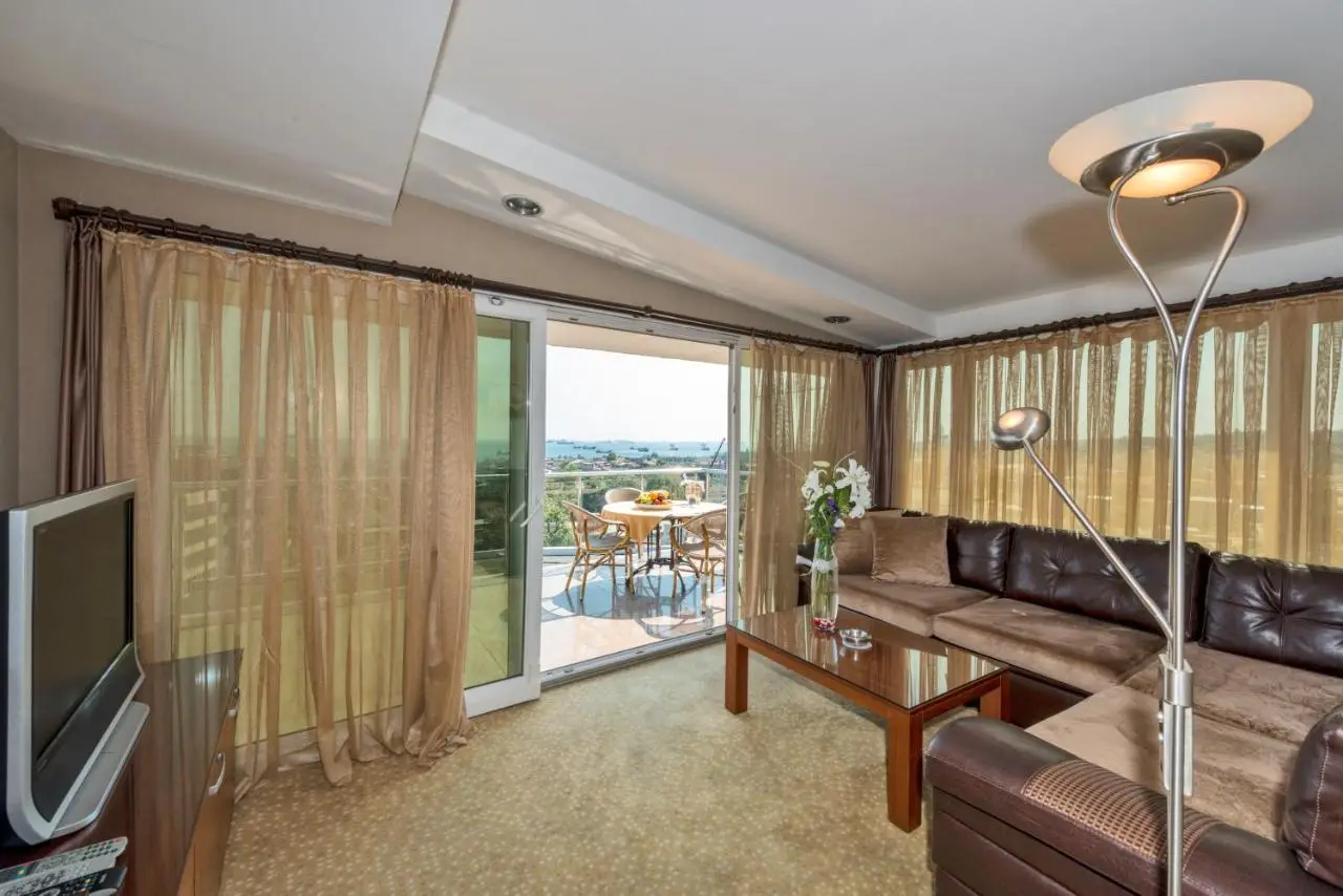 Vatan Asur Hotel