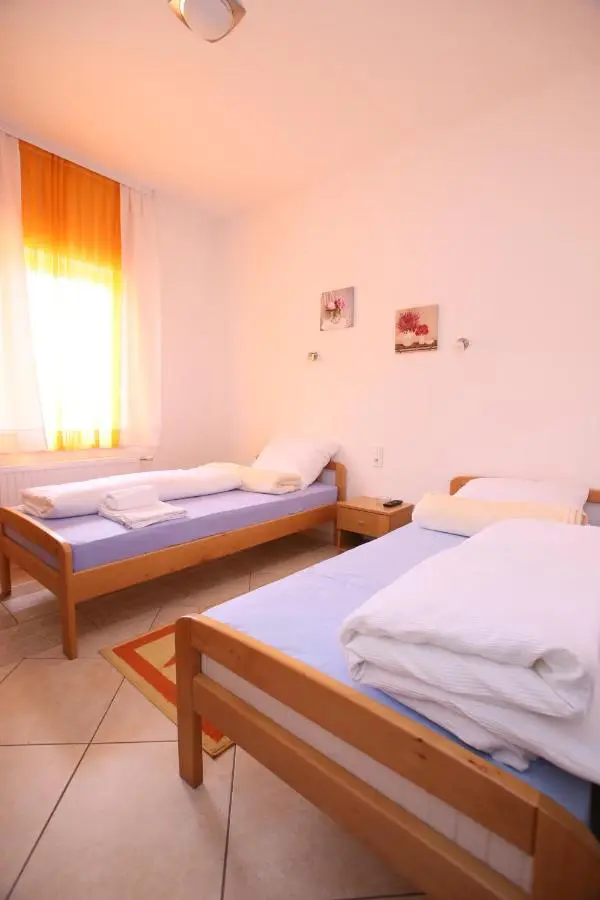 Motel Maks