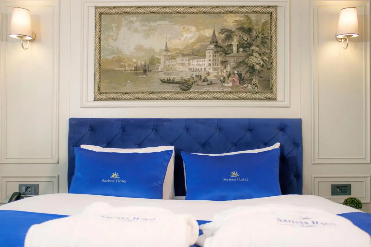 Sarissa Hotel