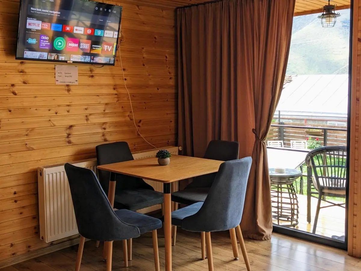 Cottage Caucasus