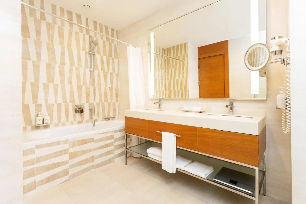 Holiday Inn Baku by IHG