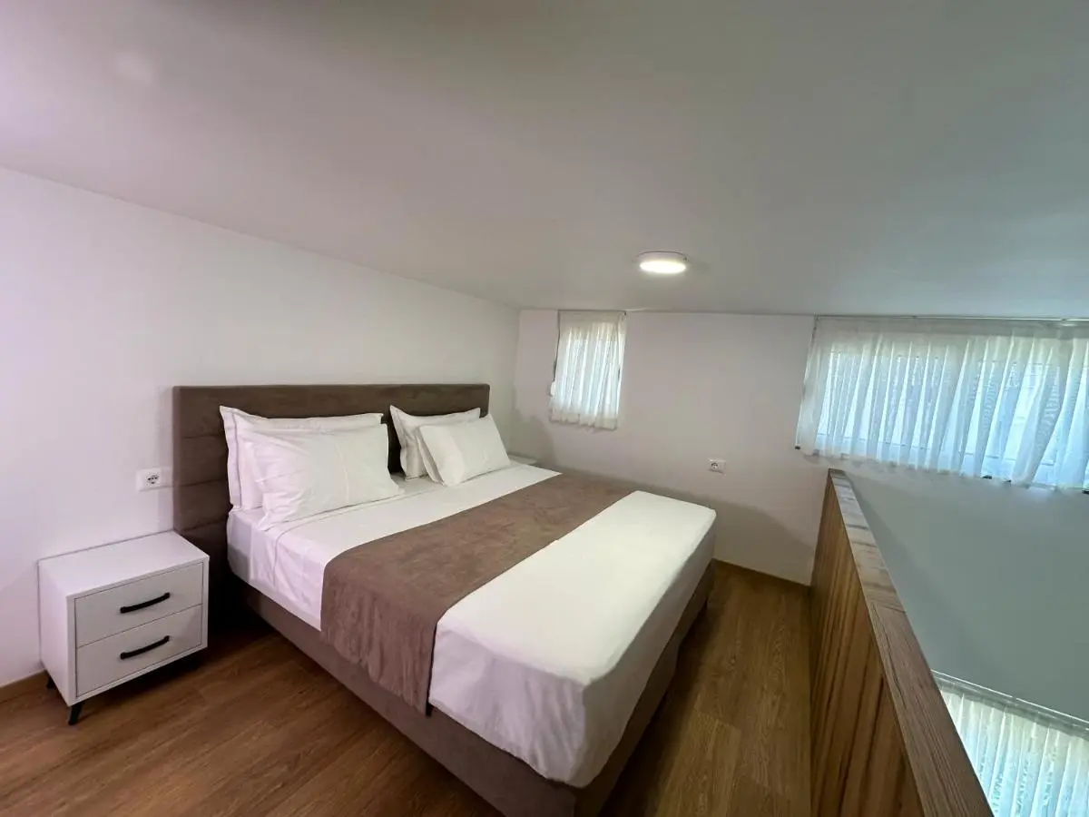 Home Select Tirana 2