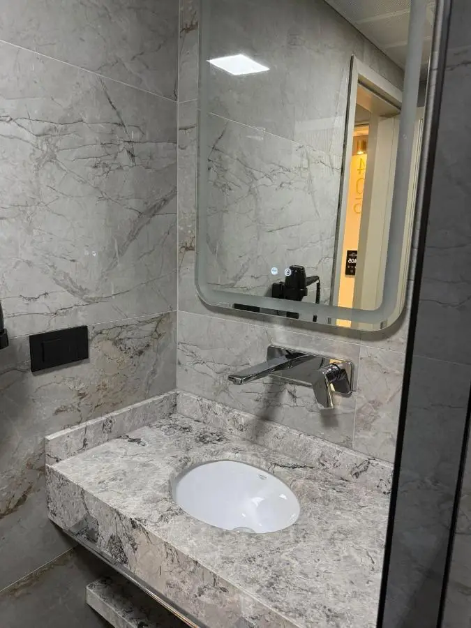 Elysia Hotel