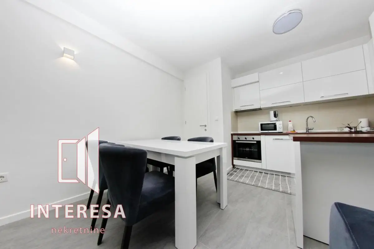 Panamera Apartments PRIVATE