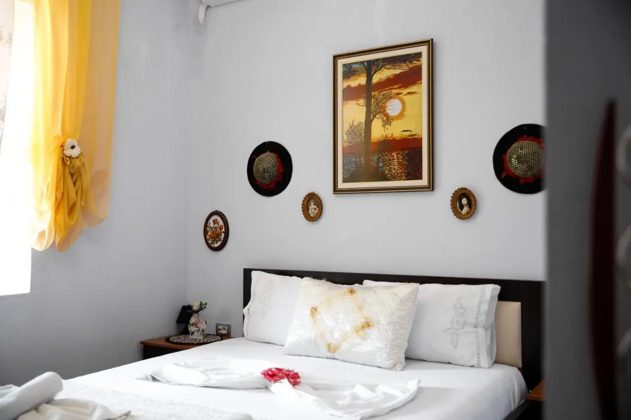 Leka GuestHouse