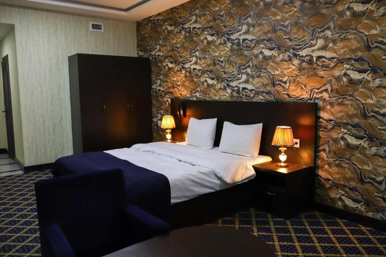 Kristal Inn Hotel