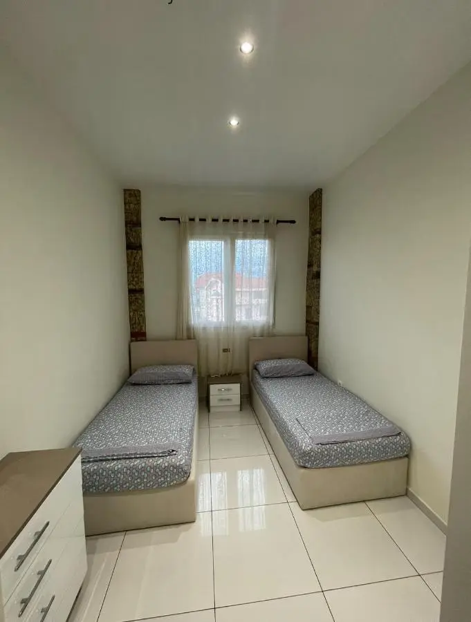 Franco Apartments