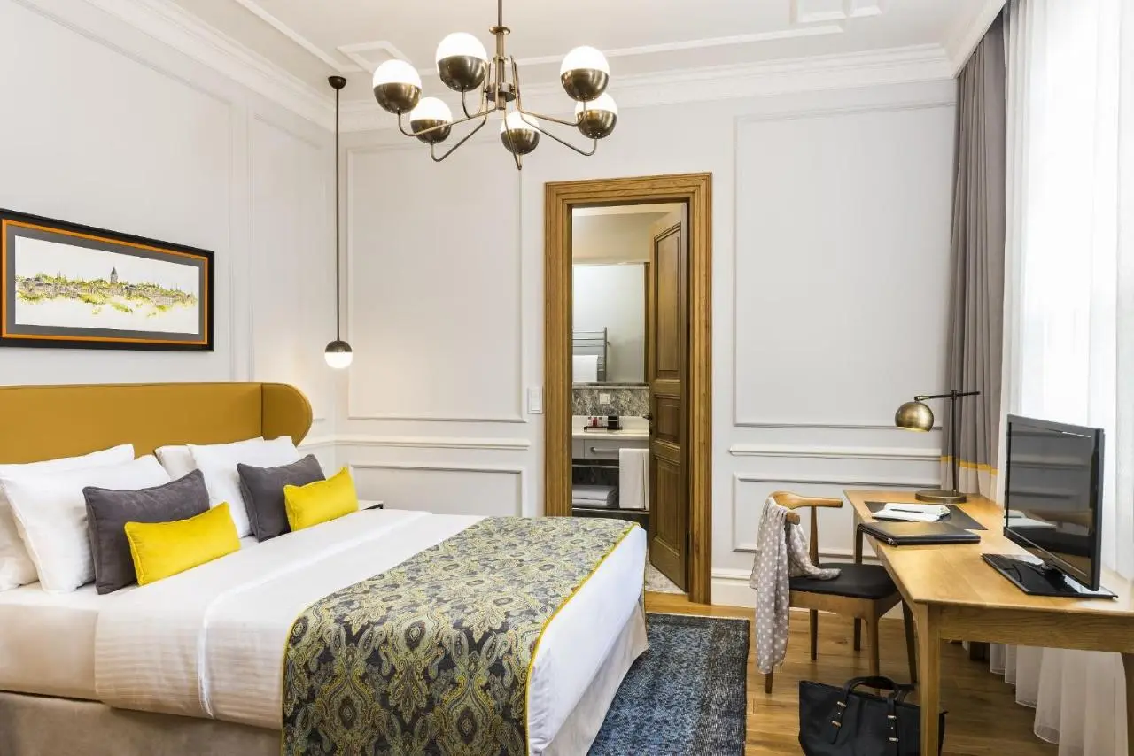 Nevv Bosphorus Hotel