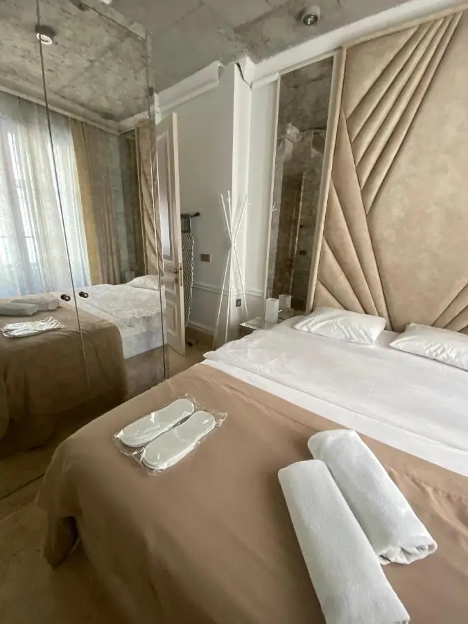 AB Residences -Cihangir Luxury Antique Apartment