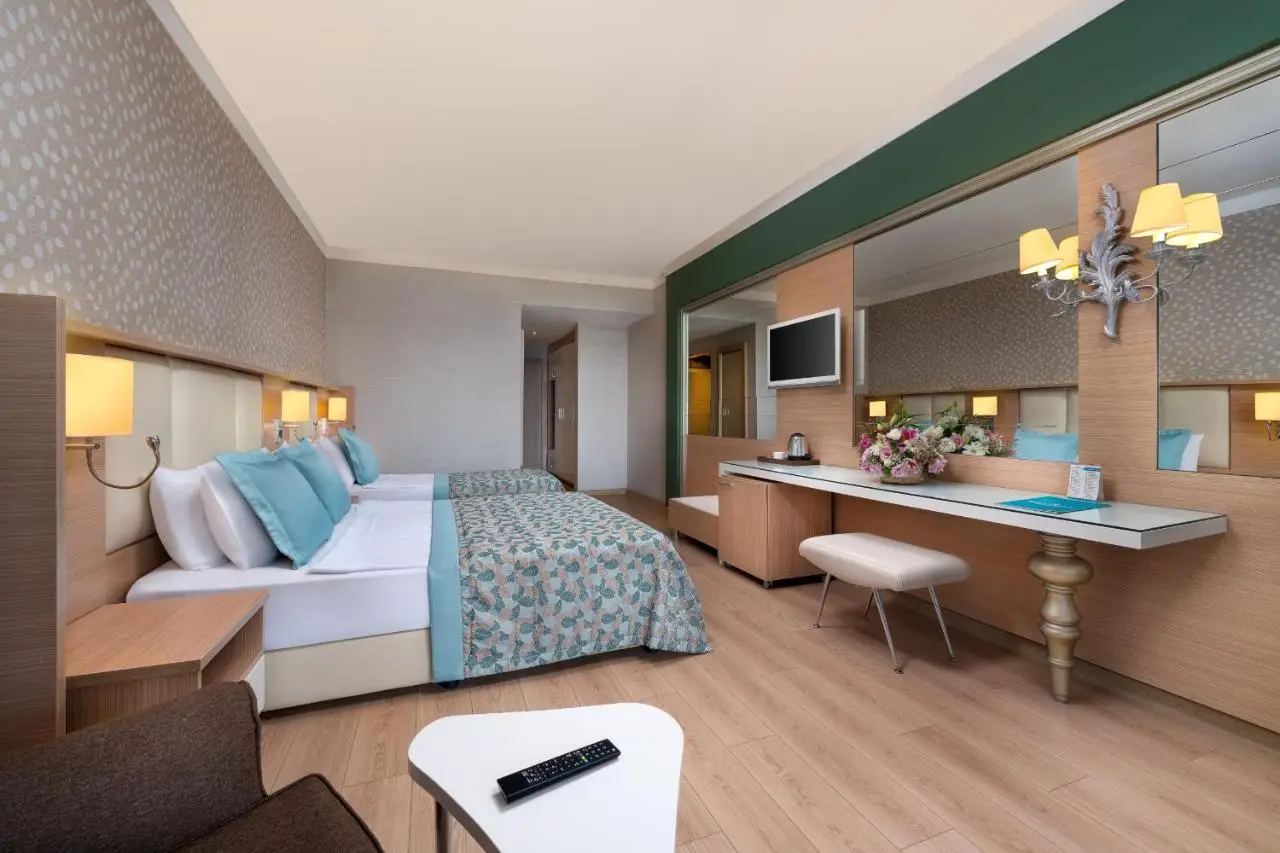Royal Garden Beach Hotel