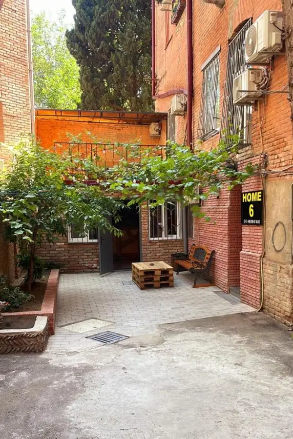 HOME 6