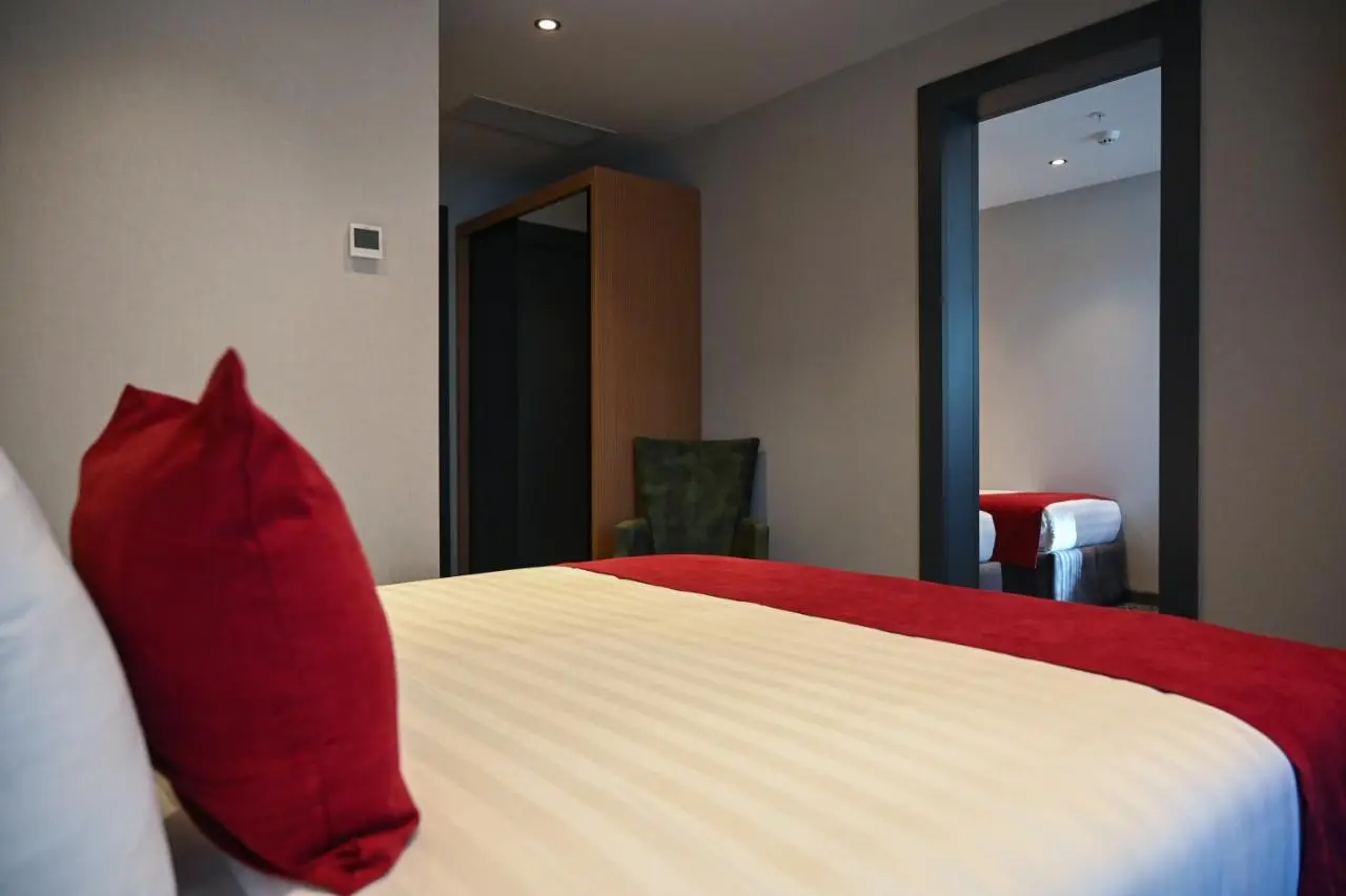 Landmark Hotel