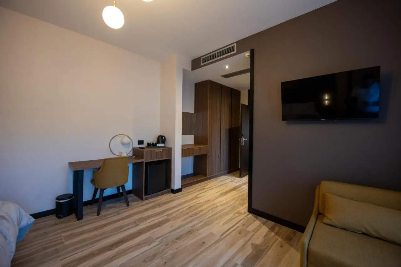PineHill Hotel, Restaurant , Pool & Spa - RAZEM