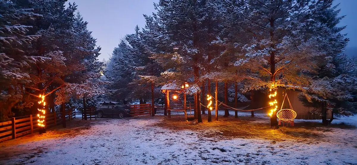 Cozy Forest Hut near Sarajevo with outdoor hot tub