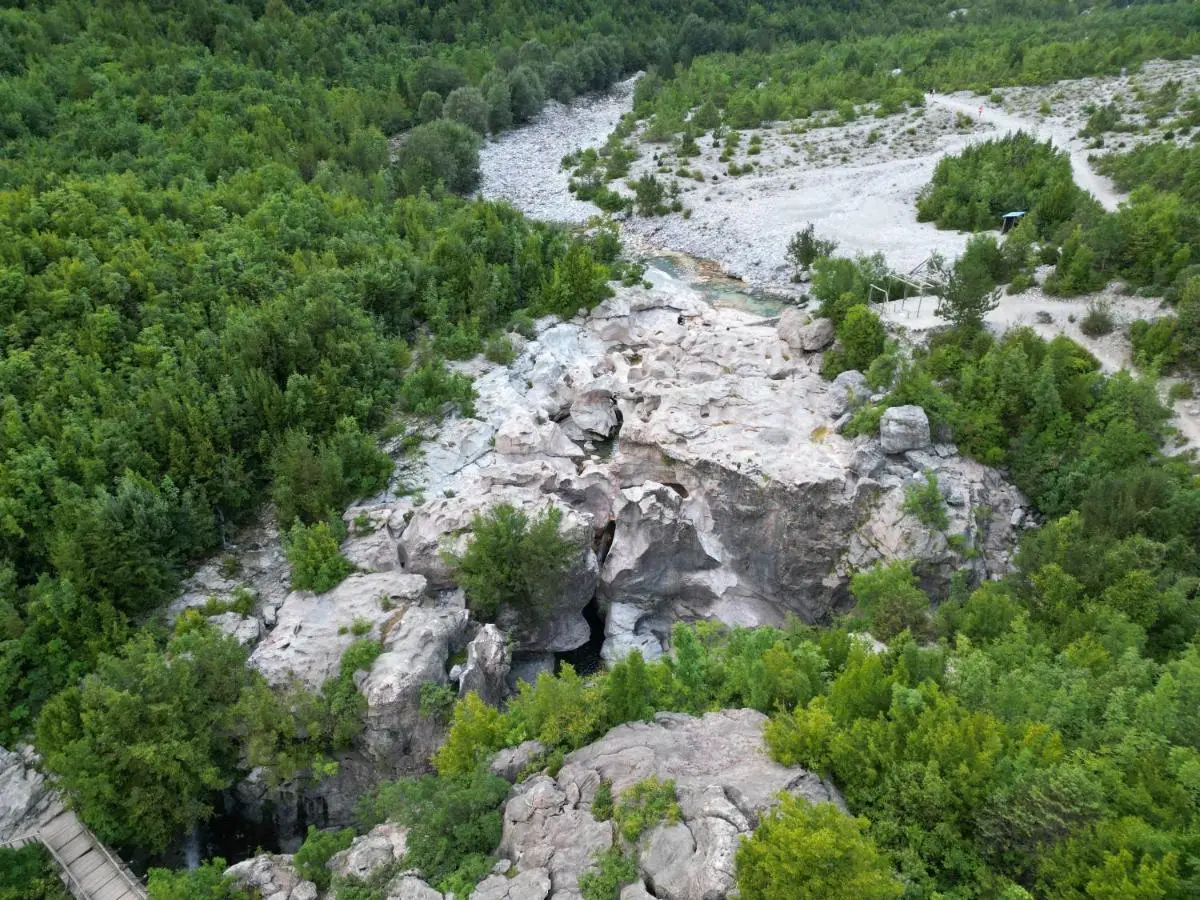 Bujtina Shpjia e Gjyshit