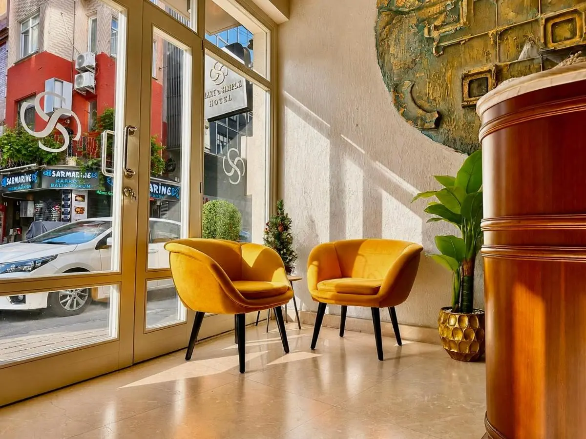 Smart and Simple Hotel Karakoy