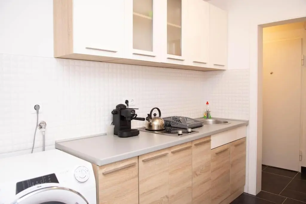 Lovely 2BDR Loft Apartment