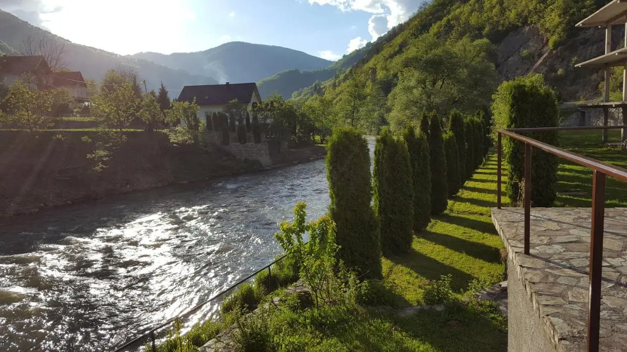 holiday home RIVER HOUSE