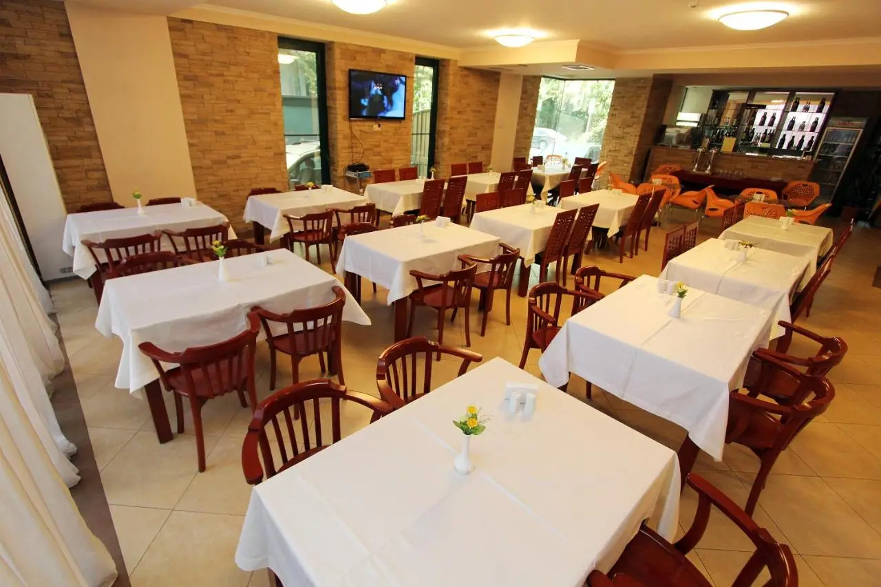 Batesta Hotel
