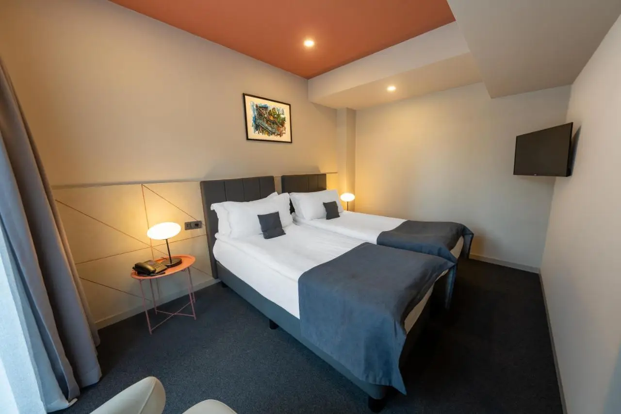 King Tamar Hotel By Luxuria Hotels