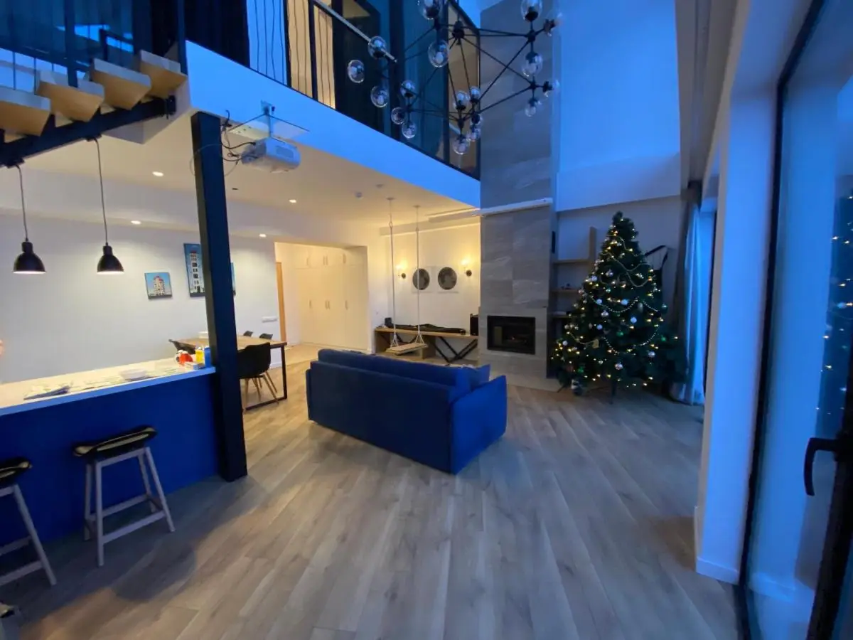 George Snow Apartments in New Gudauri - fireplace, 50m to Gondola lift