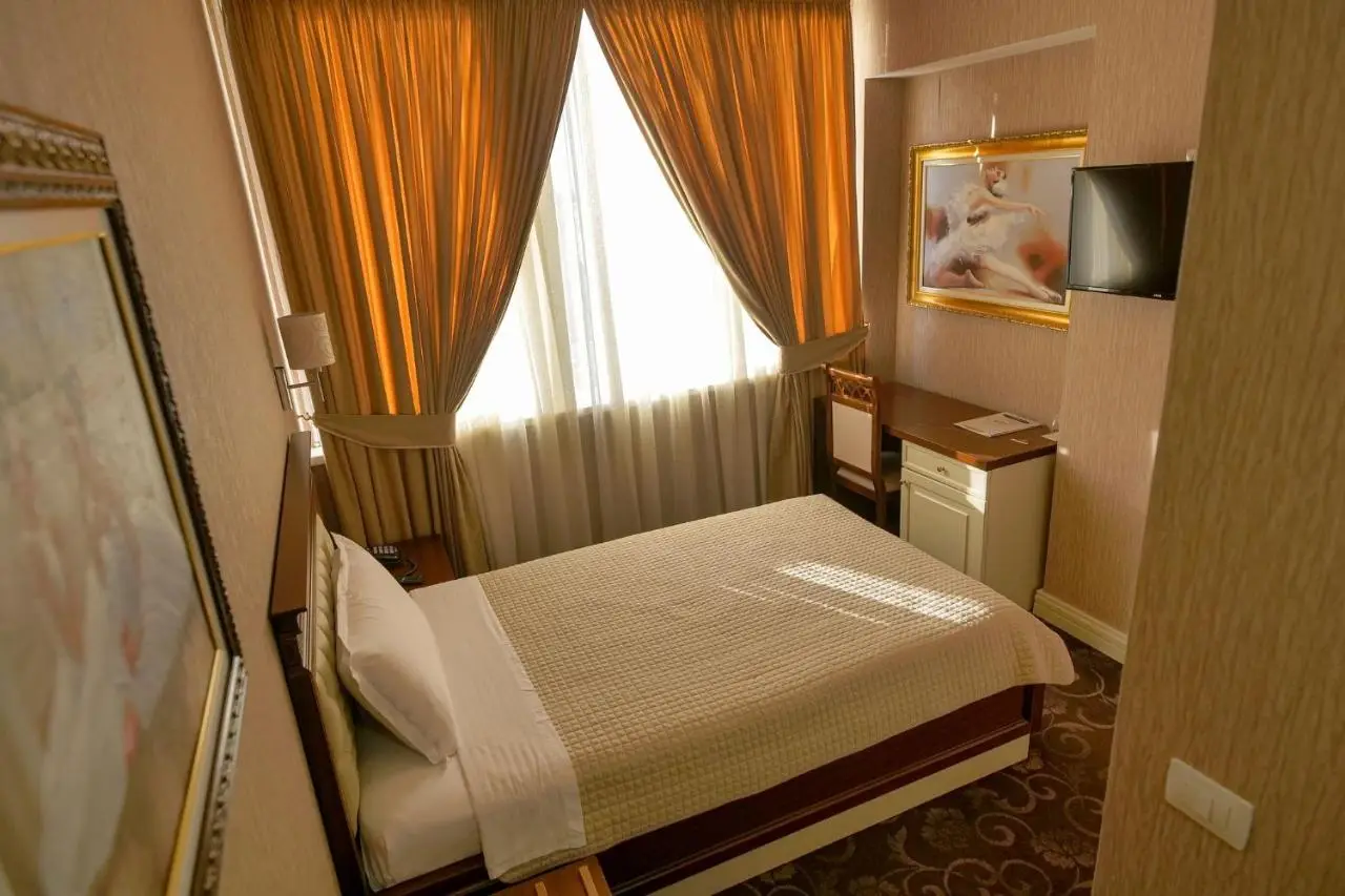 Rozafa Hotel