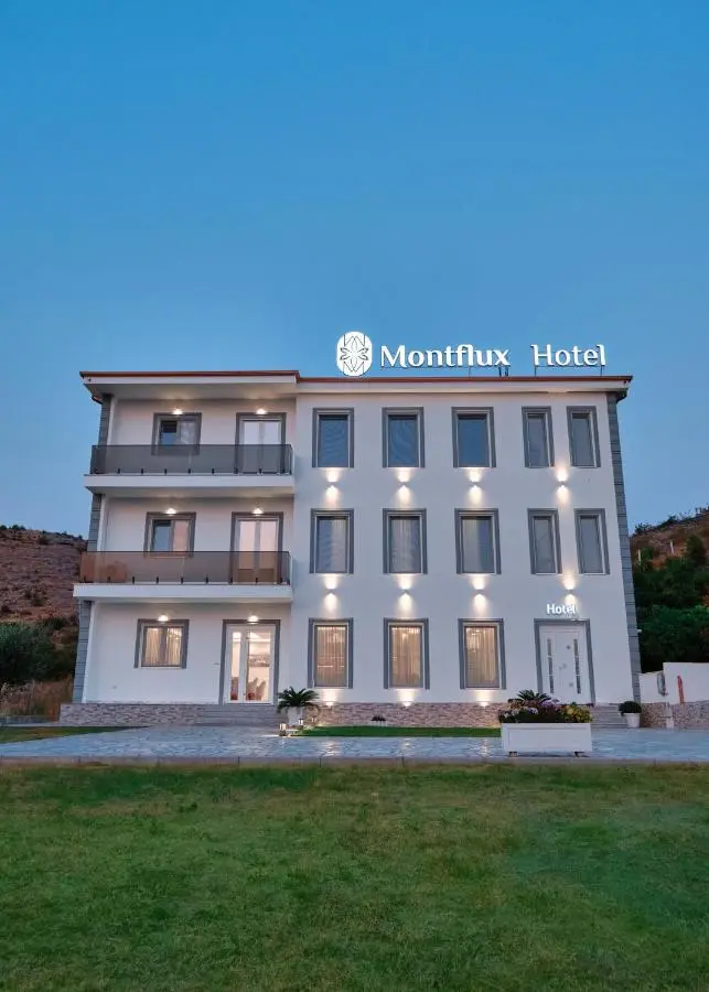 Montflux Hotel