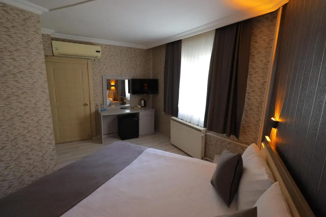 Artan Hotel