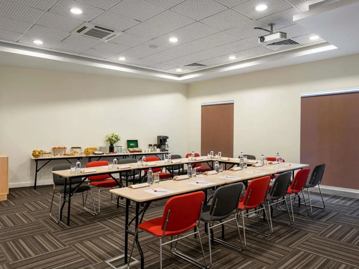 Ibis Izmir Alsancak