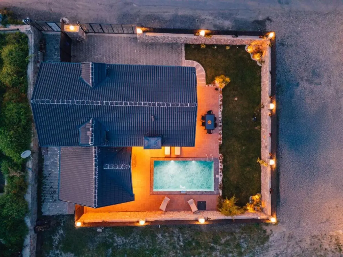 Sapanca İnci Suit