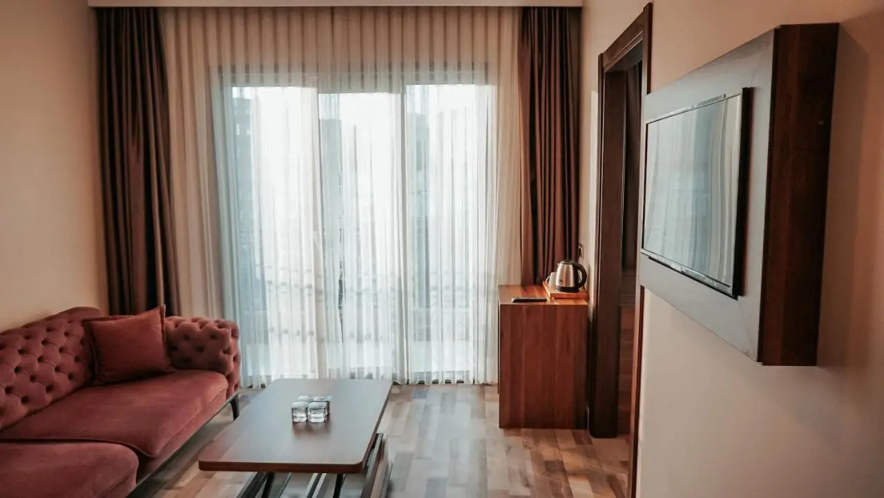 The Grand Mira Hotel