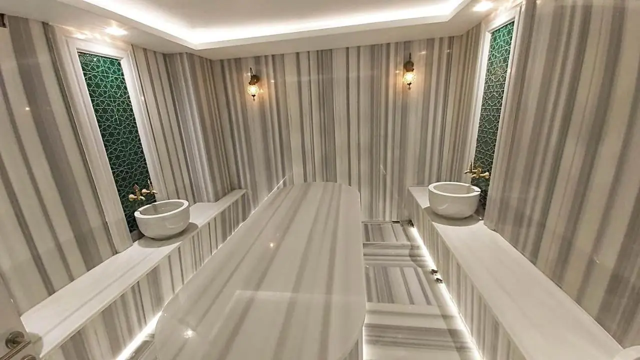 Sarnic Premier Hotel