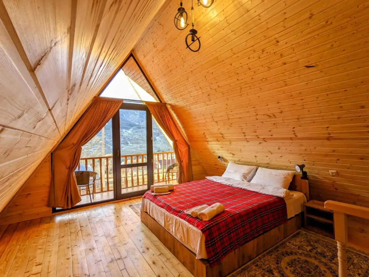 Cottage Caucasus
