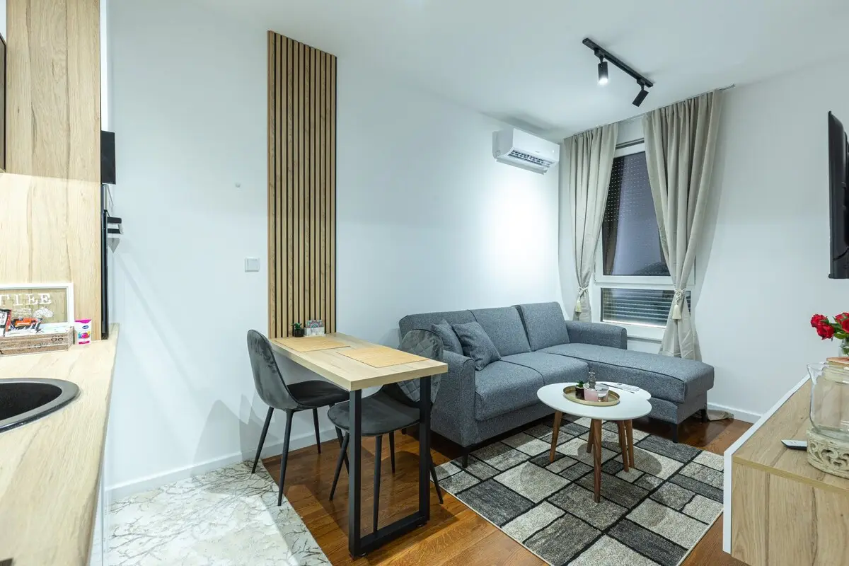 Cozy & Modern 1bedrom apartment-Fre garage parking