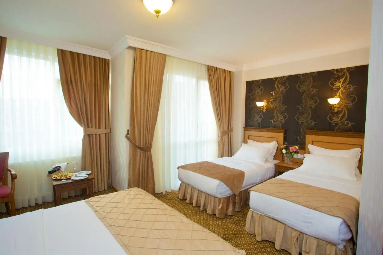 Grand Unal Hotel