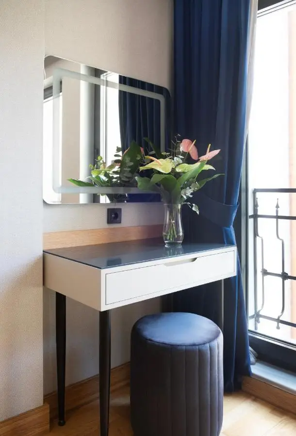 Istanbul Taksim Pera Star Hotel - Istiklal Street