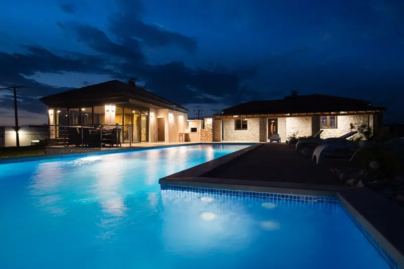 Villa Ljuba - Three Bedroom House & Swimming Pool
