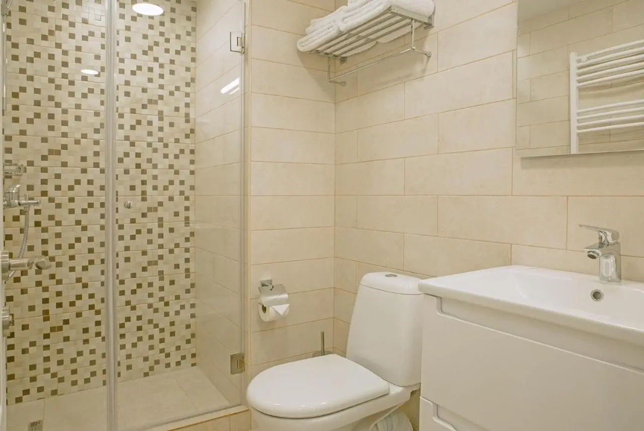 Kokhta Plaza Boutique Hotel