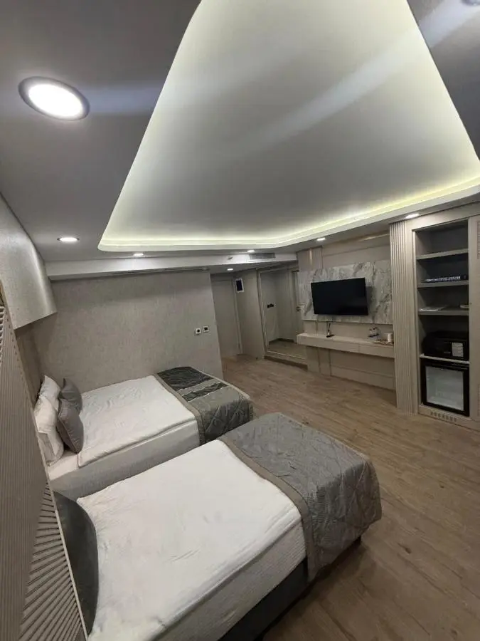 Elysia Plus Hotel