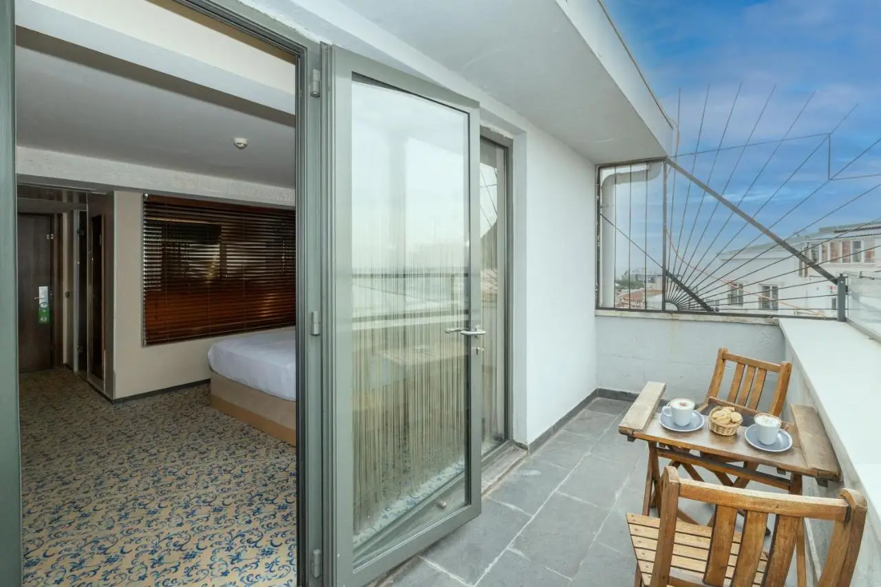 Pera Tulip Hotel & SPA