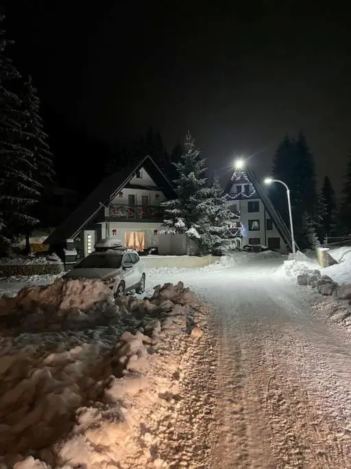 Farmhouse Dženi