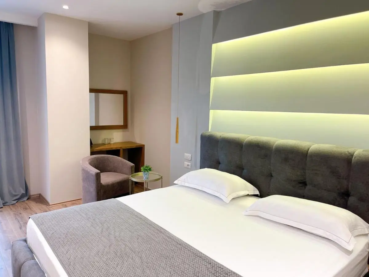 Light Hotel
