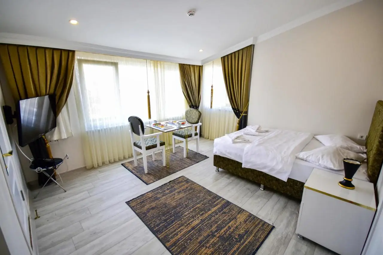 LOCA Suit LİFE AİRPORT HOTEL