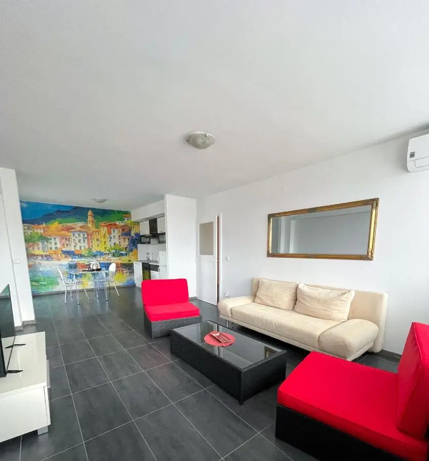 Modern apartment - top location