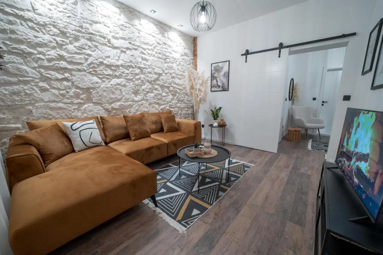 Ema's Oasis Mostar House, Your Perfect Getaway, Free Private Parking and Garden