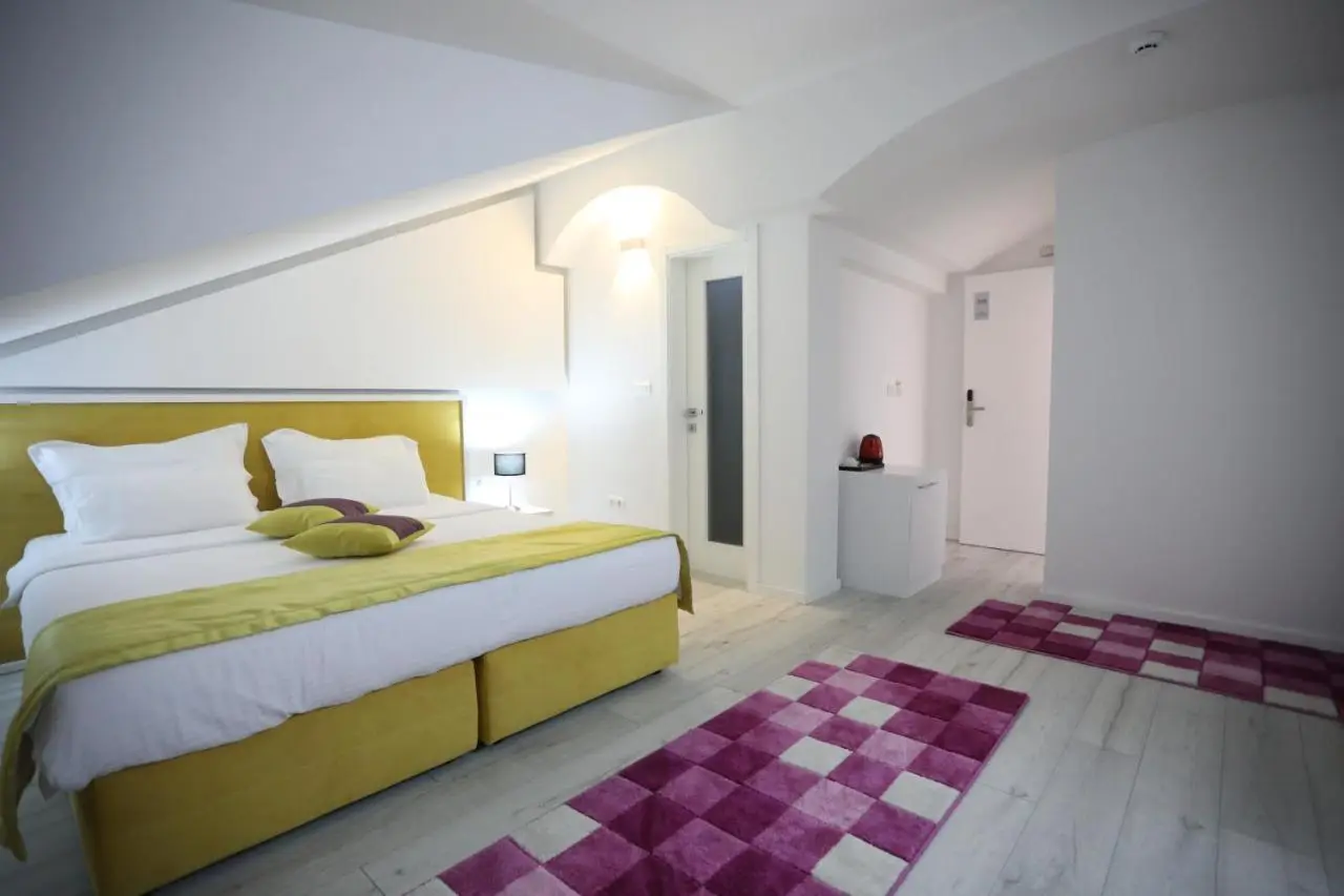 Hotel Boutique Libris