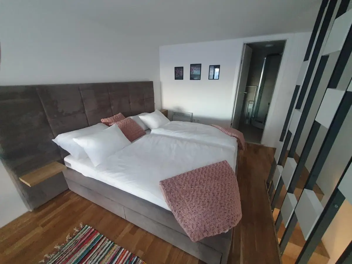 Bjelasnica Tuzlaks Apartment -SAUNA-free parking